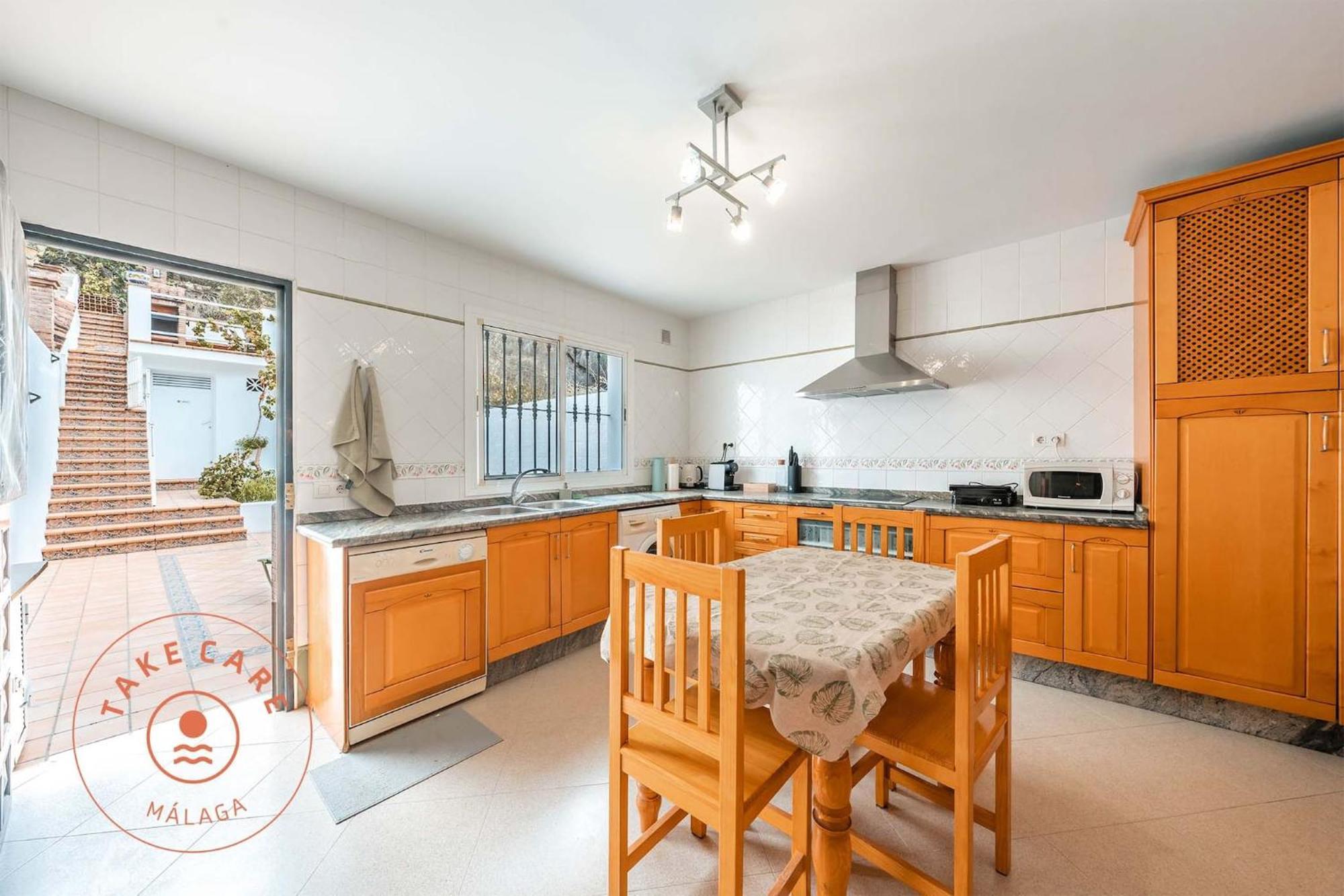 Spacious Home With Lovely Garden - Tcm รินกอนเดลาวิกตอเรีย ภายนอก รูปภาพ
